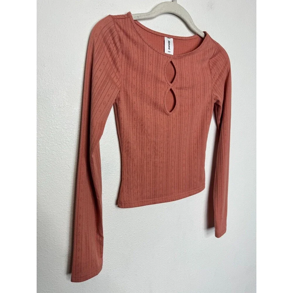 Abound Sz XXS Ribbed Knit Keyhole Top Pink Long Sleeve Round Neckline Cotton